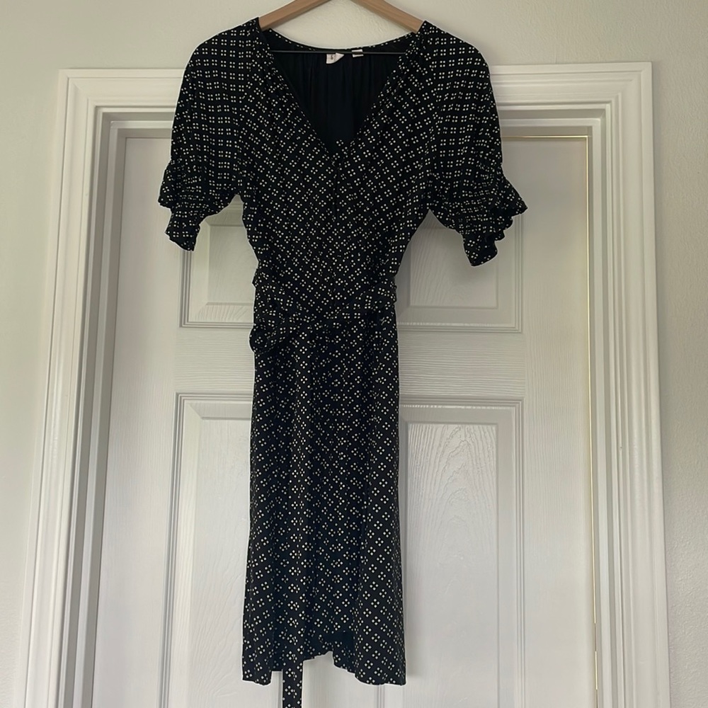 GAP Fit and Flare Belted Dress - Black and White